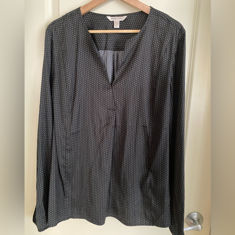 Banana Republic polka dot popover blouse - size XL (tall)